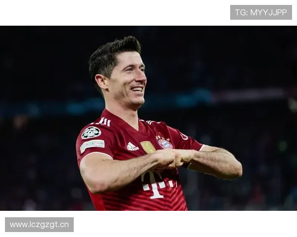 莱万多夫斯基早期生涯解析:低起点前锋如何完成顶级进化 莱万多夫斯基早期生涯解析:低起点前锋如何完成顶级进化