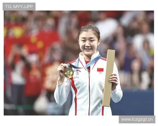 贾一凡私下喝的水都要从巴黎空运？