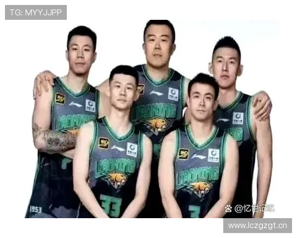 郭艾伦出门像隔壁土豪，球场上又突然变成拼命三郎